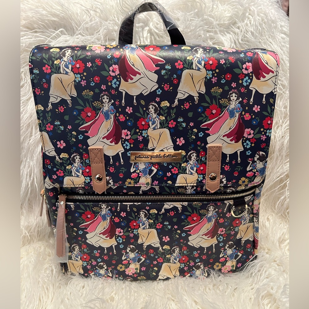 Petunia Pickle bottom Meta backpack diaper bag Snow White nwt